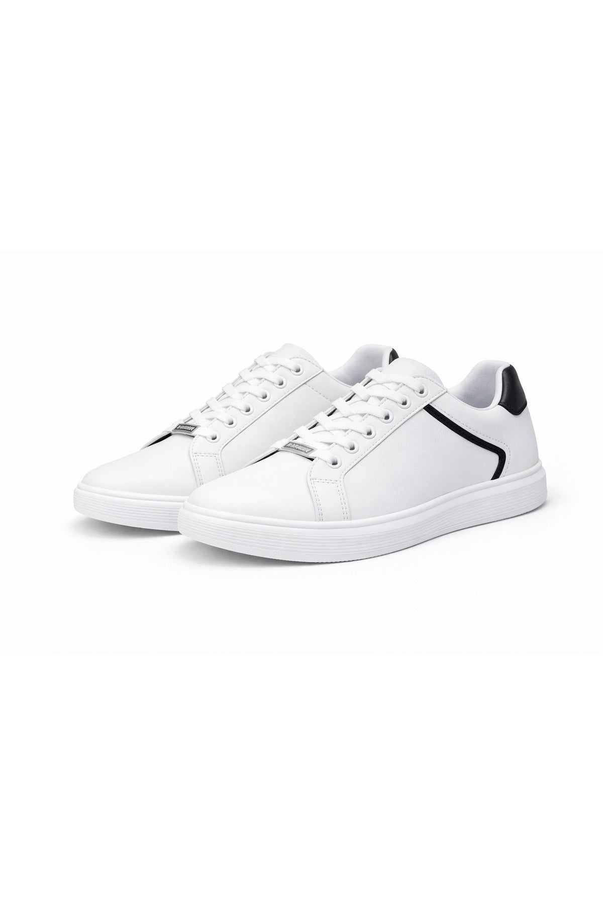 ND CITY™ Classic White Low Top Trainers