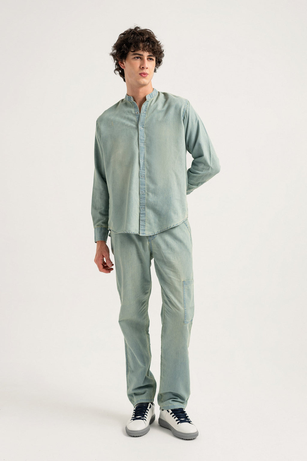 ND CITY™ Mid Blue Chambray Shirt