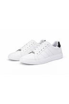 ND CITY™ Textured Low Top White Trainers