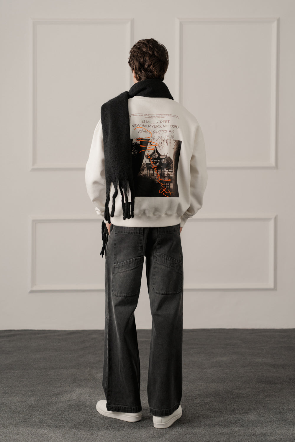 ND CITY™ White Relaxed Fit Graphic Sweatshirt